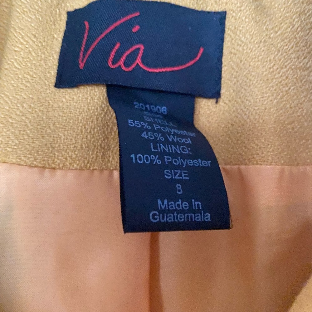 Yellow button Jacket - Picture 2 of 5